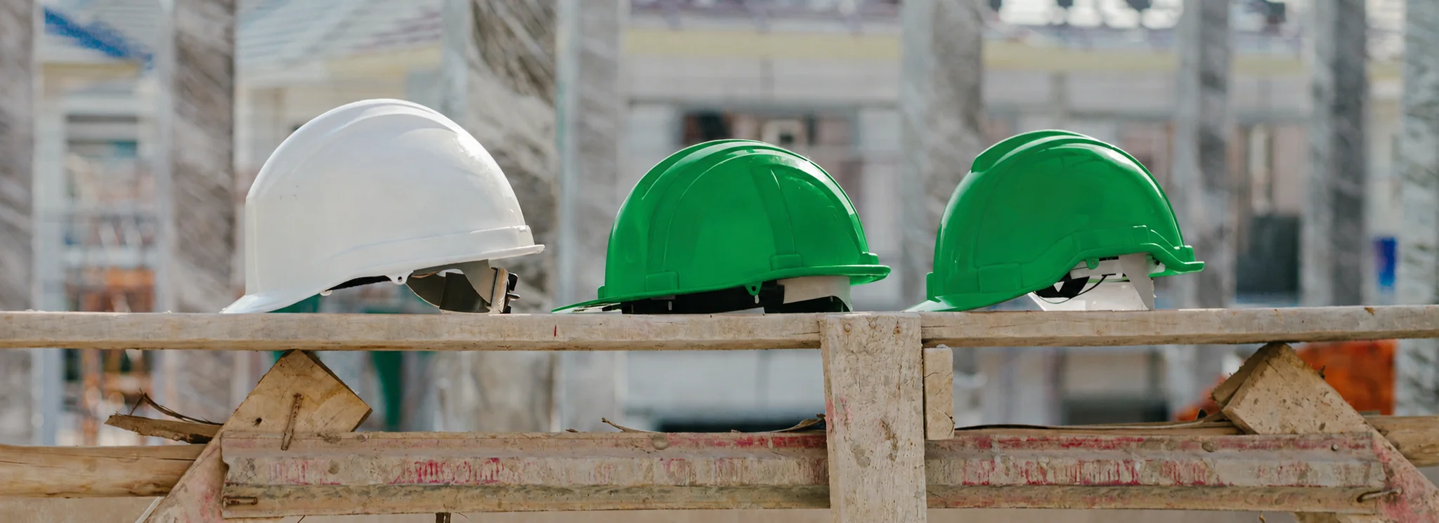 Casques de chantier Héneault et Gosselin